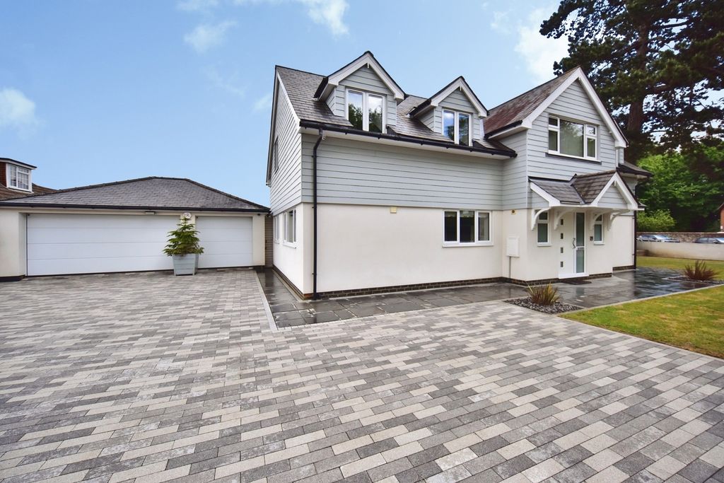 Property photo 2 of 23 Pbox-Img.Jpg