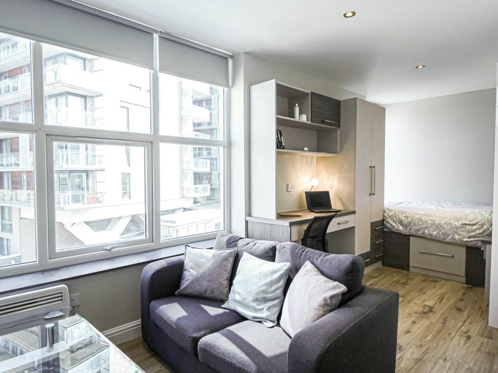 Property photo 3 of 10