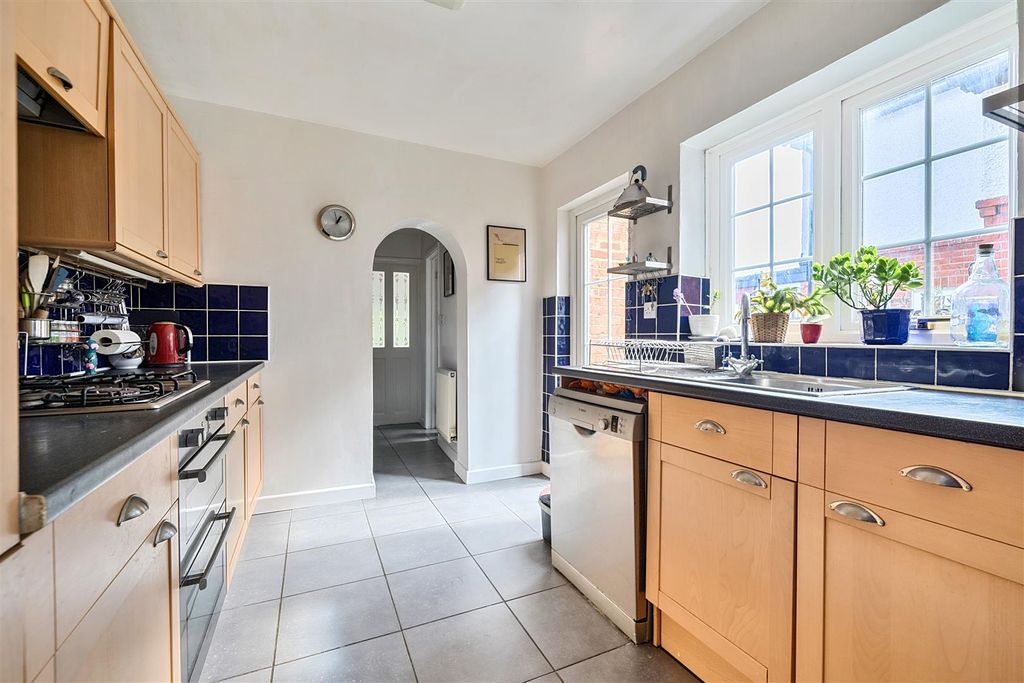 Property photo 2 of 15 Kitchen