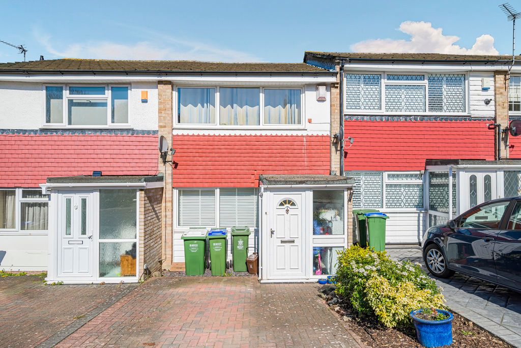 Property photo 1 of 11 External View