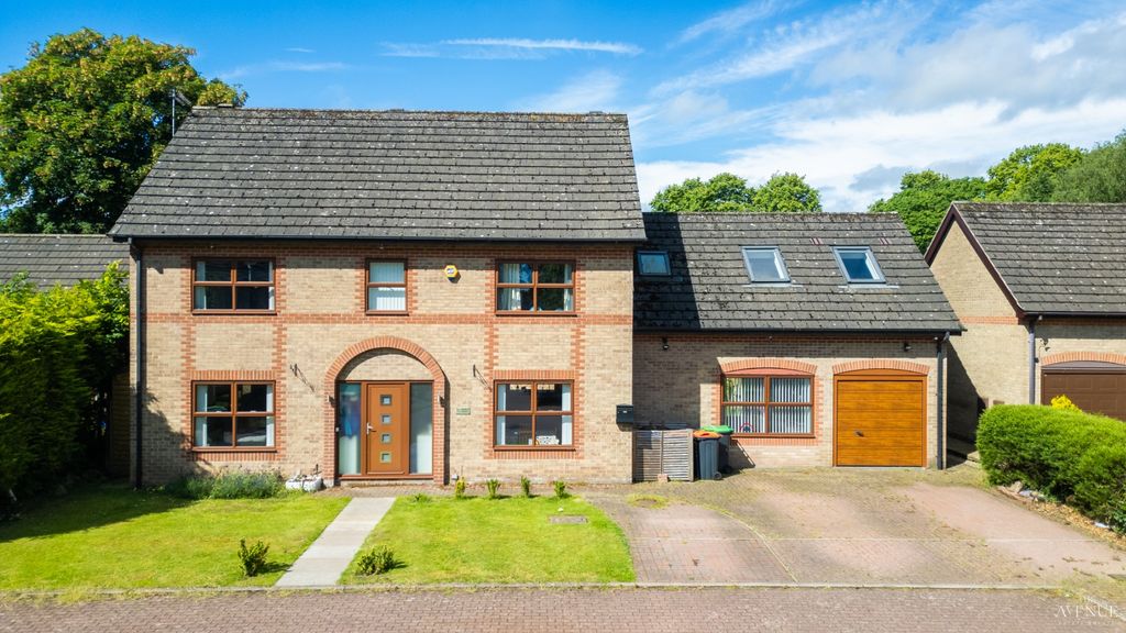 Property photo 1 of 25 5240021