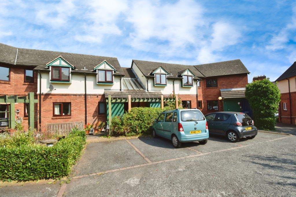 Property photo 3 of 16 Front View