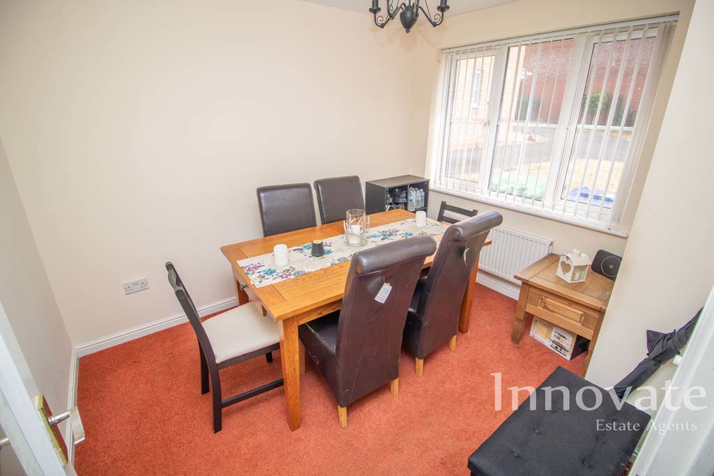 Property photo 3 of 14 Photo 2