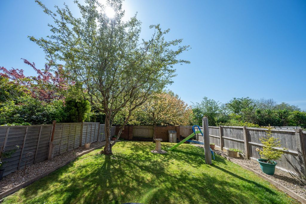 Property photo 3 of 16 Photograph 3