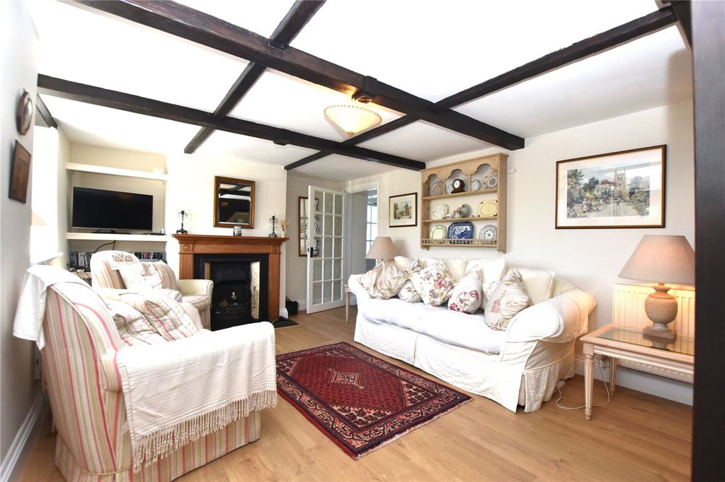Property photo 2 of 17 Picture No. 04