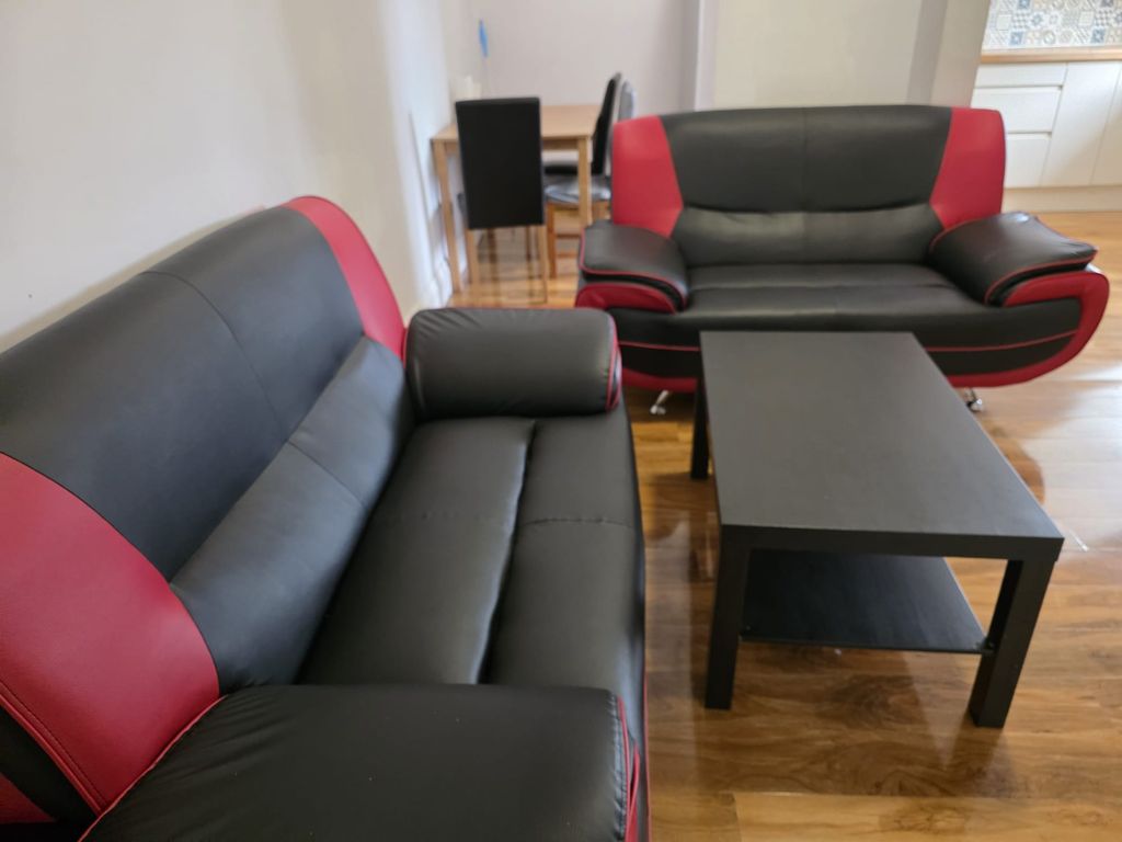 Property photo 1 of 5
