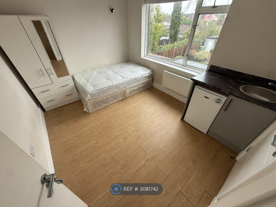 Property photo 2 of 4