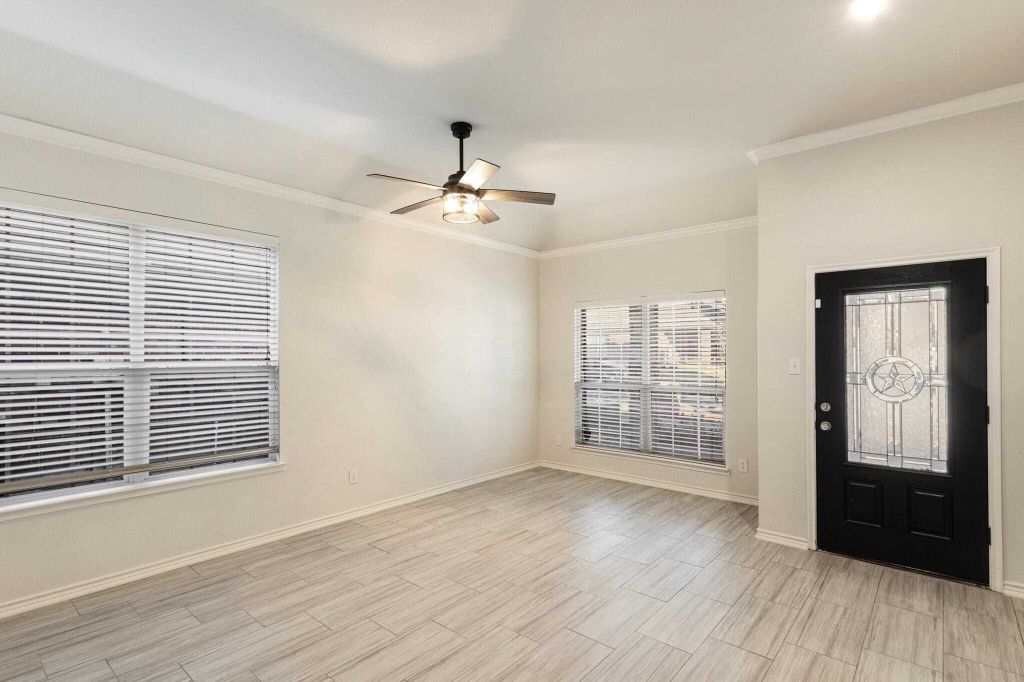 Property photo 3 of 31 <Alttext/>