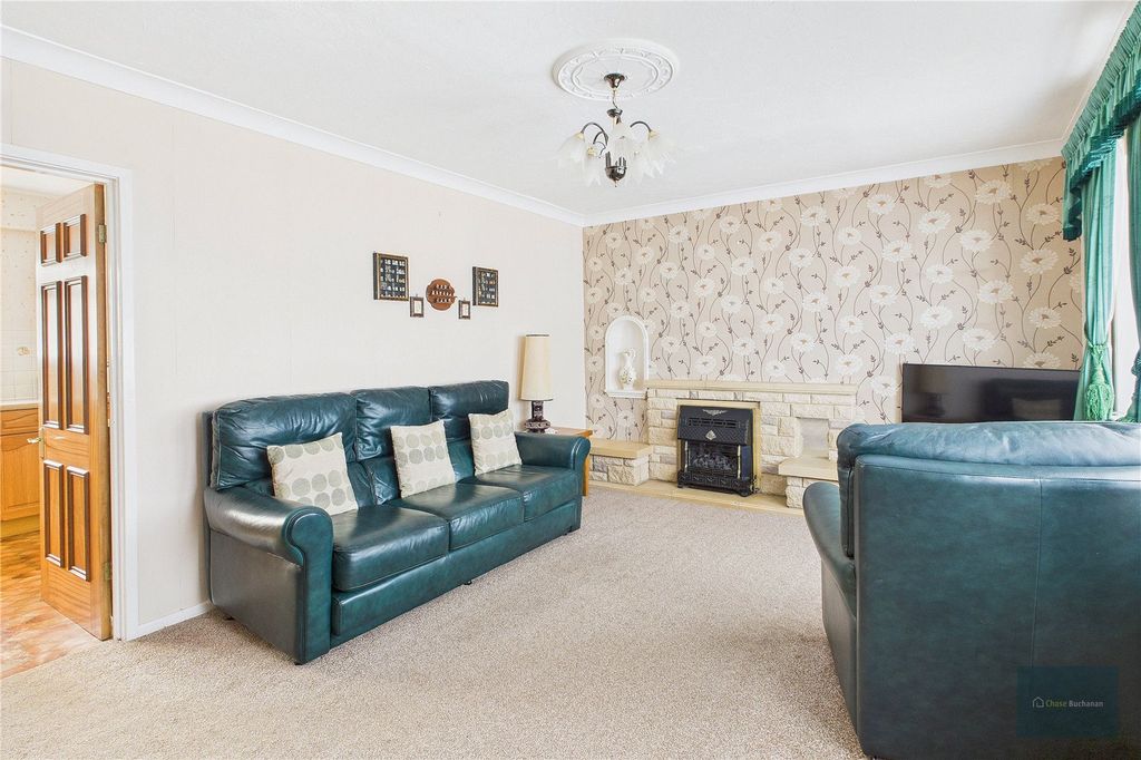 Property photo 3 of 15 Picture No. 08
