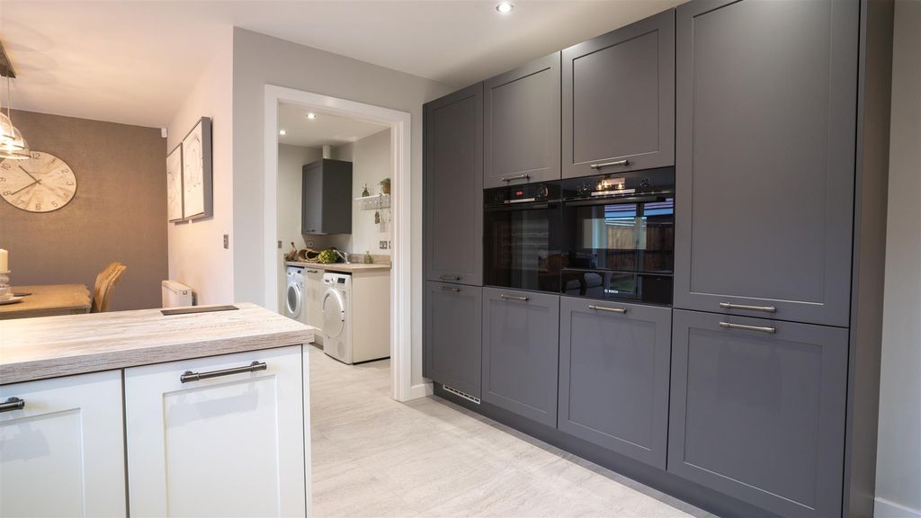 Property photo 3 of 10 Stancliffe Homes -125.Jpg