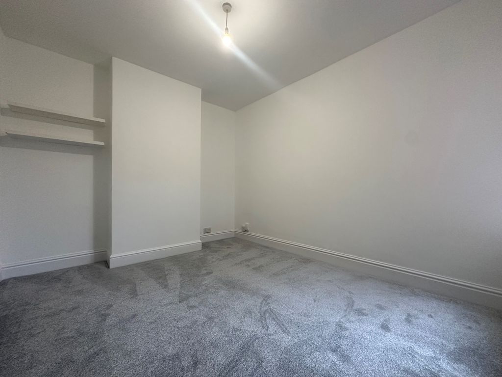 Property photo 3 of 10 Spare Room
