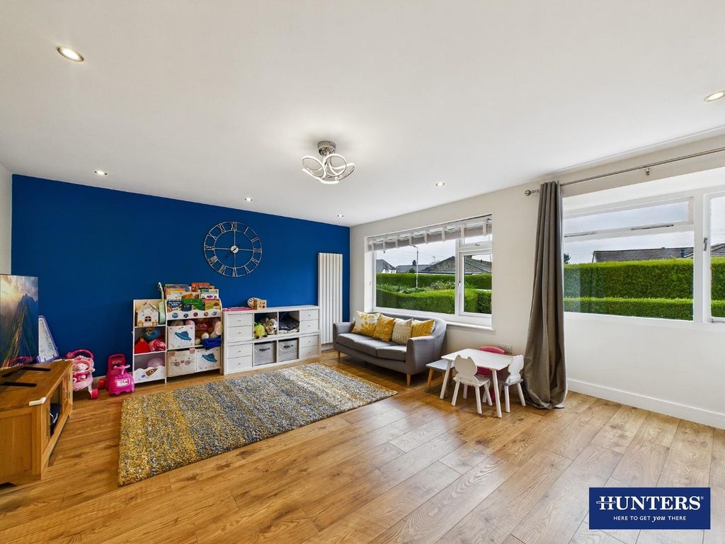 Property photo 3 of 23 Reception Room