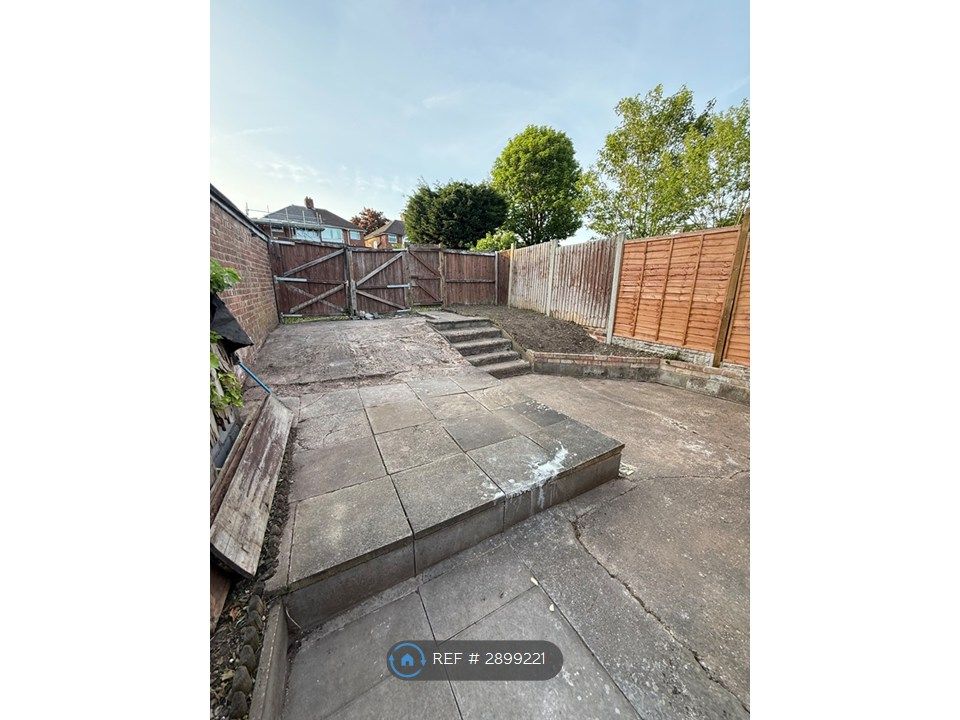 Property photo 2 of 5