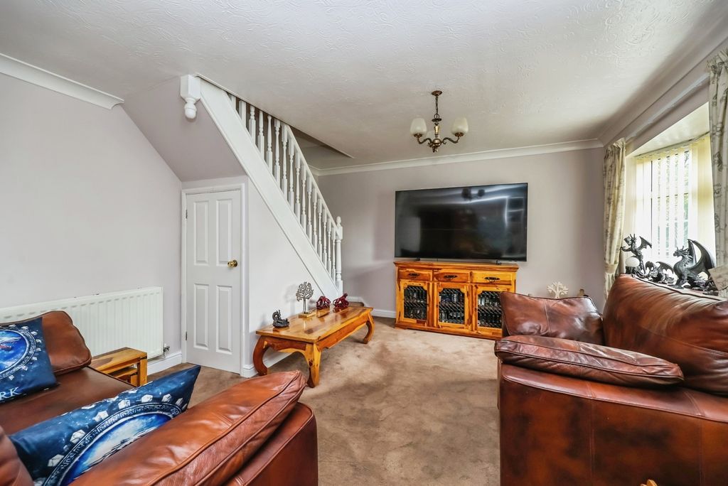 Property photo 3 of 15 Pbox-Img.Jpg