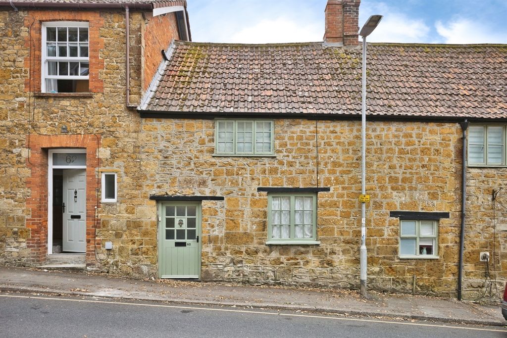 Property photo 1 of 20