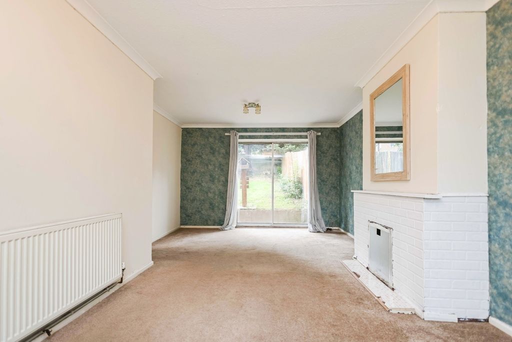 Property photo 3 of 16 Photo