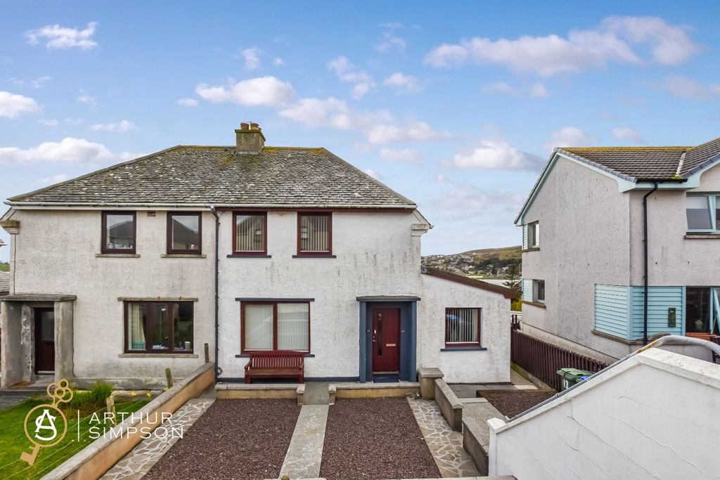 Property photo 1 of 33 4153803