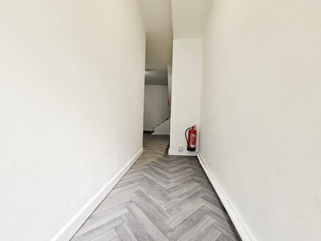 Property photo 2 of 12 1-20240904_094149