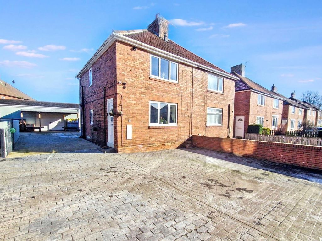 Property photo 1 of 28
