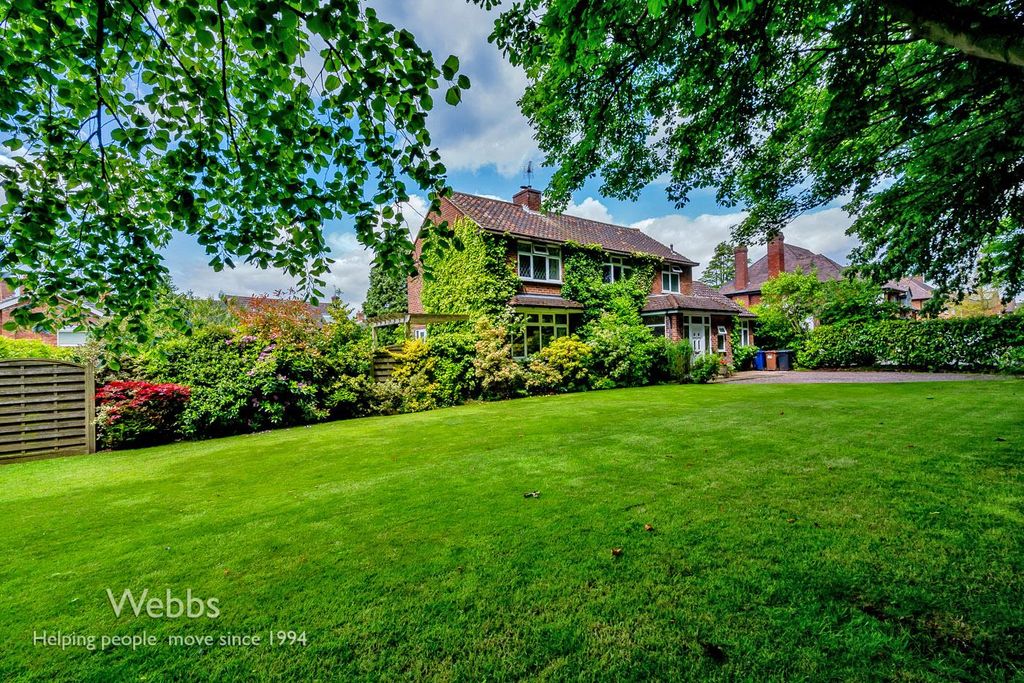 Property photo 1 of 29 © Webbs Estate Agents © (39 Of 41).Jpg