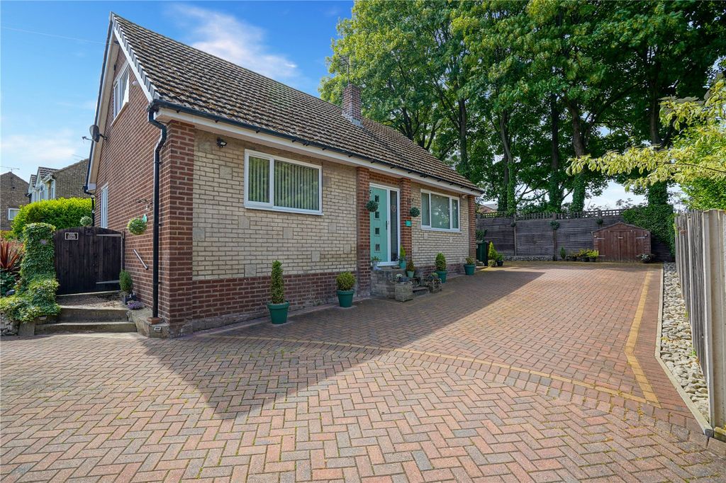 Property photo 1 of 19 Picture No. 12