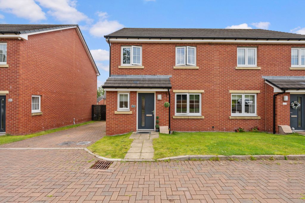 Property photo 1 of 36