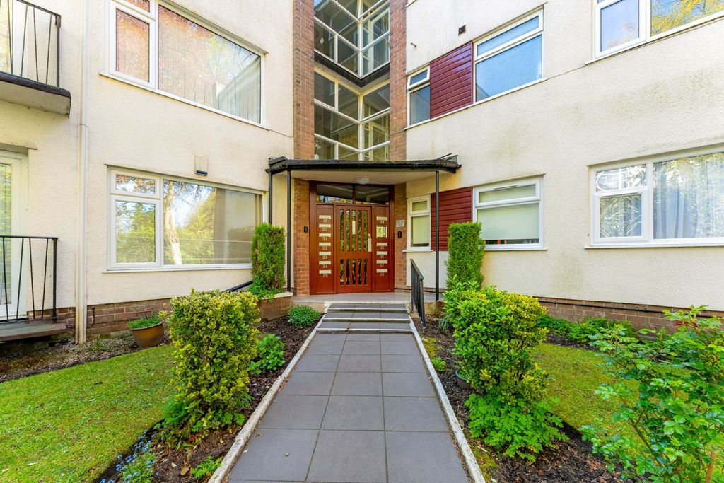 Property photo 2 of 14