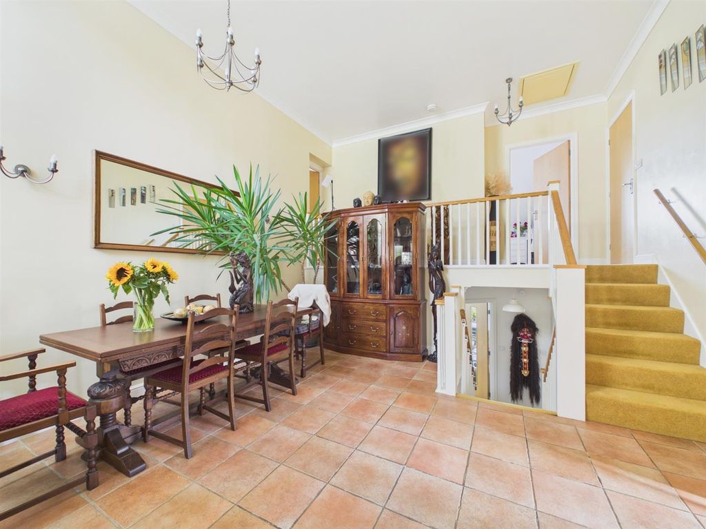 Property photo 3 of 27 Dining Room