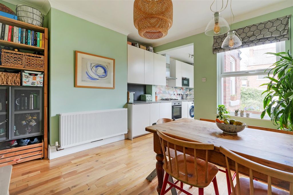 Property photo 2 of 18 Kitchen Diner.Jpg