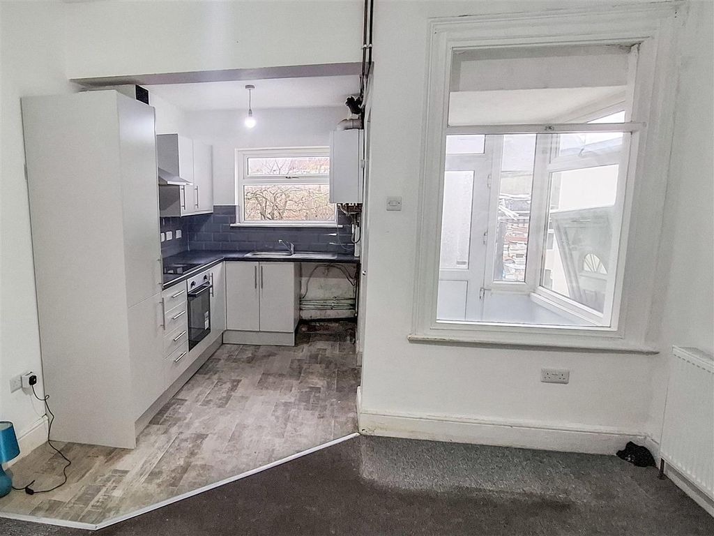 Property photo 3 of 9 20251122_120400.Psgtv.Jpg