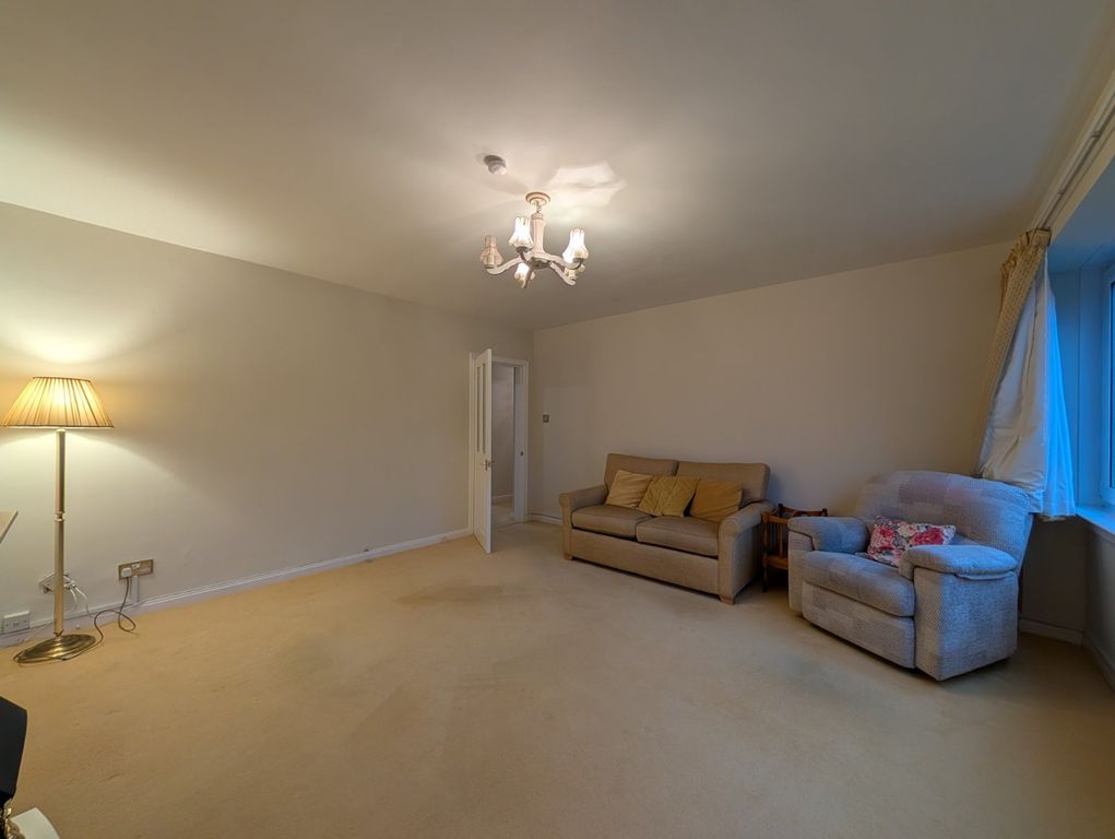 Property photo 3 of 19 Photo 3