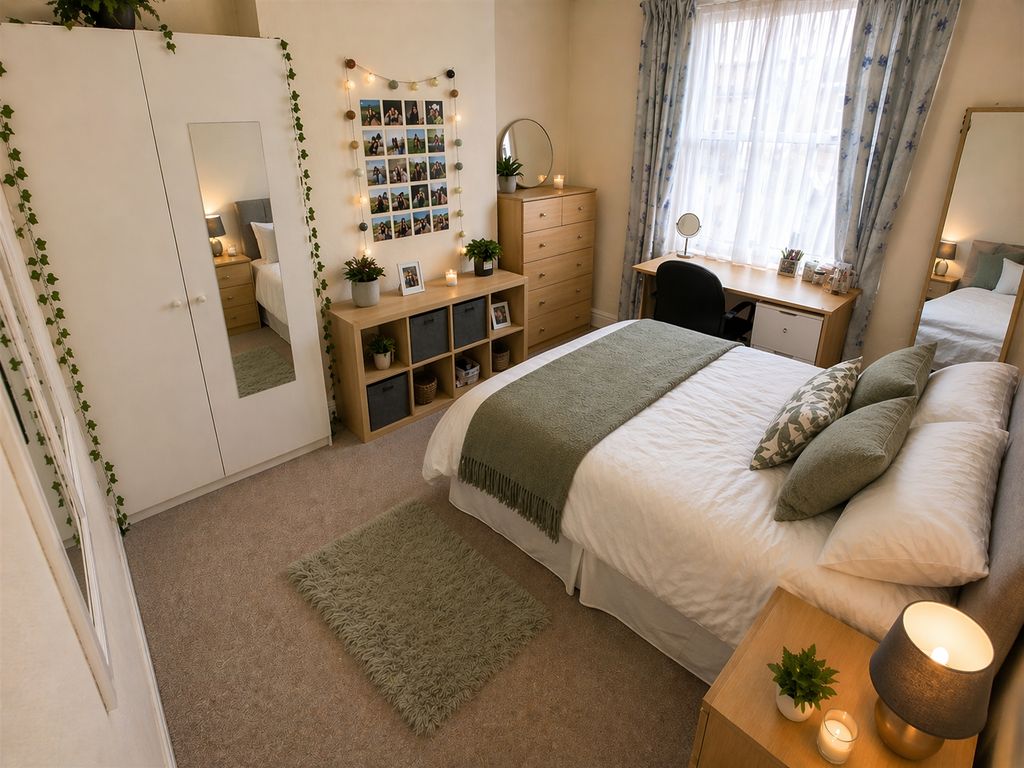 Property photo 3 of 10 Picture No. 12