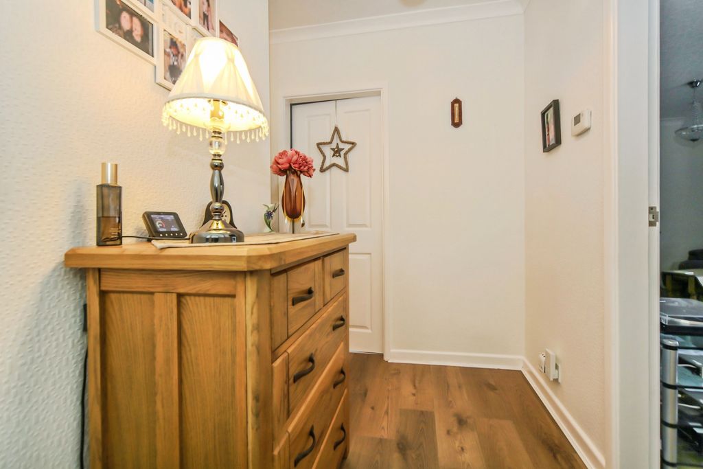 Property photo 2 of 23 Hallway