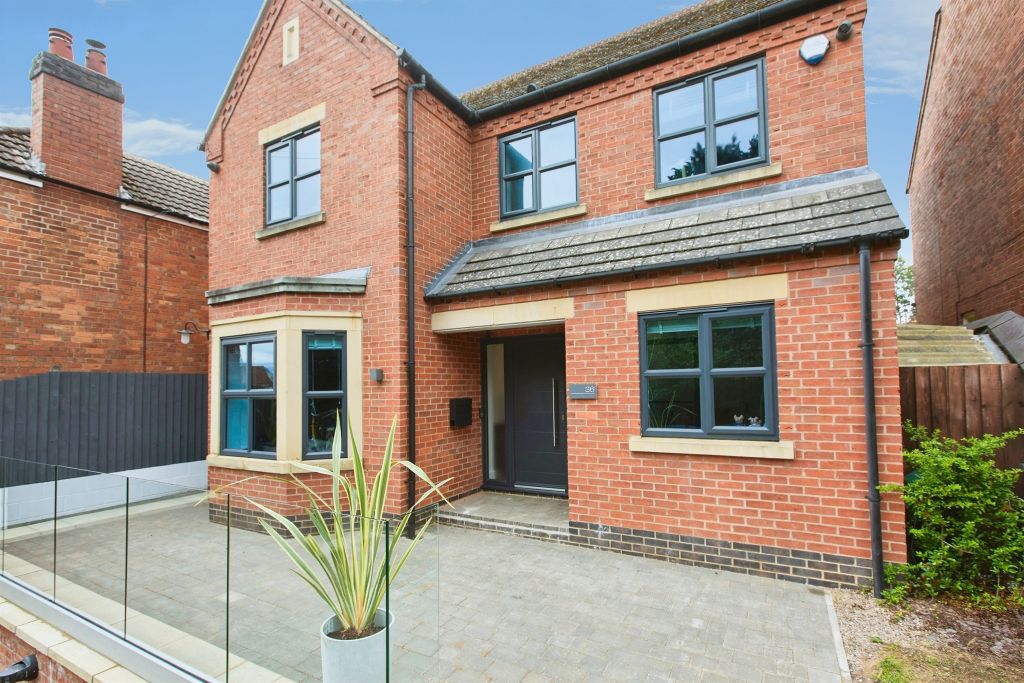 Property photo 1 of 34