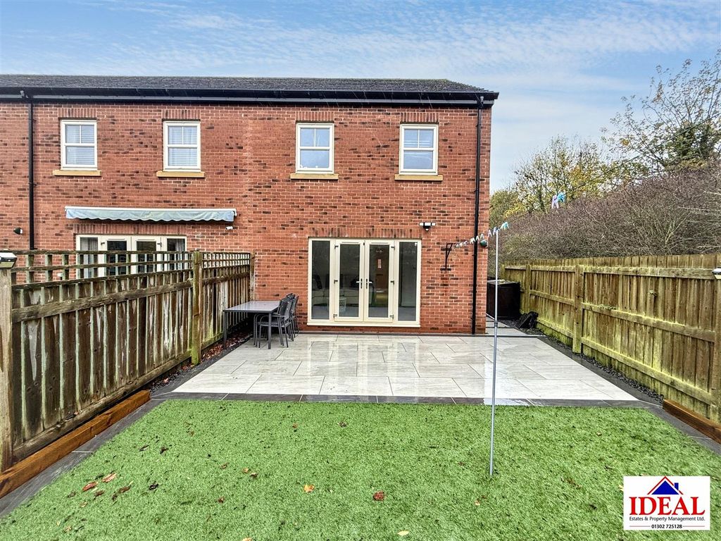 Property photo 1 of 16 Image00008.Jpg