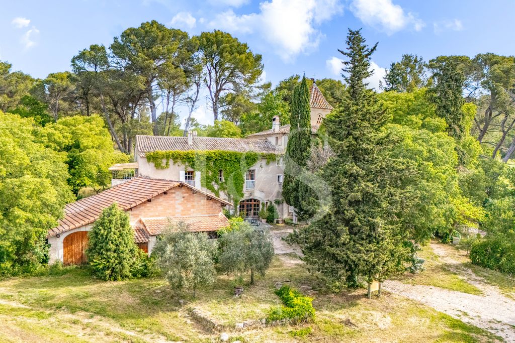 Property photo 1 of 21