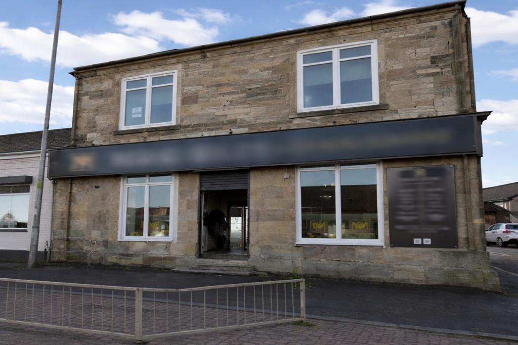Property photo 1 of 9 2 Bed Flat To Rent West Main Street, Harthill ML7 5Qd