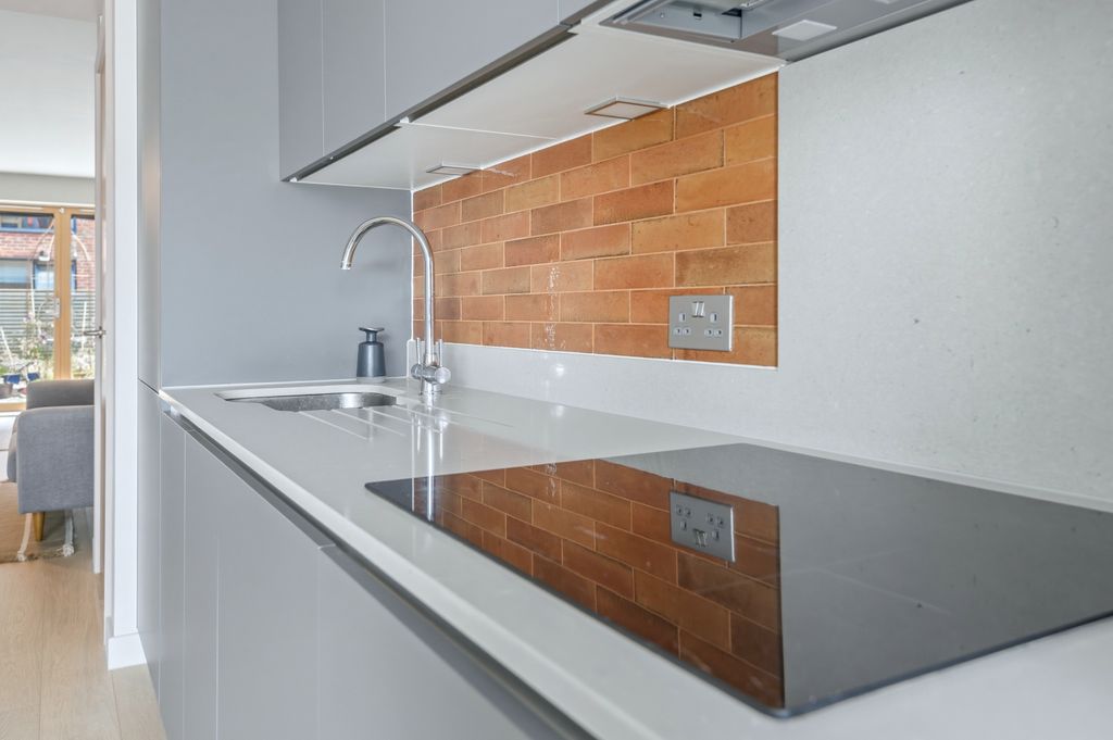 Additional image 12 of 3 bed town house for saleFoundry Side, Ironworks LS11