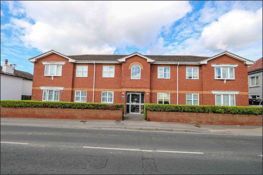 Property photo 1 of 5