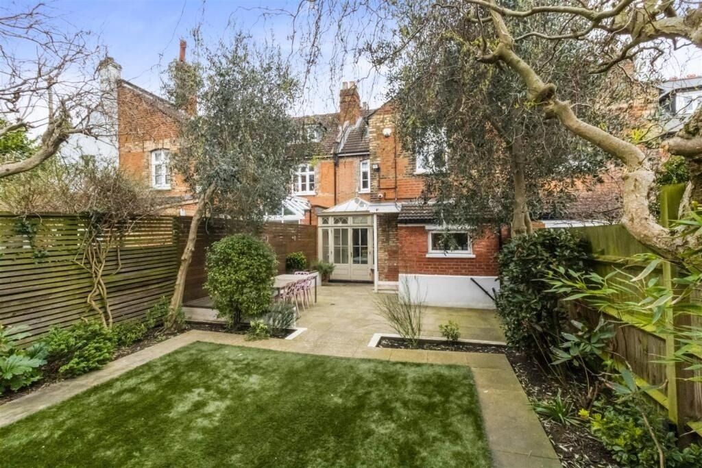 Property photo 3 of 14
