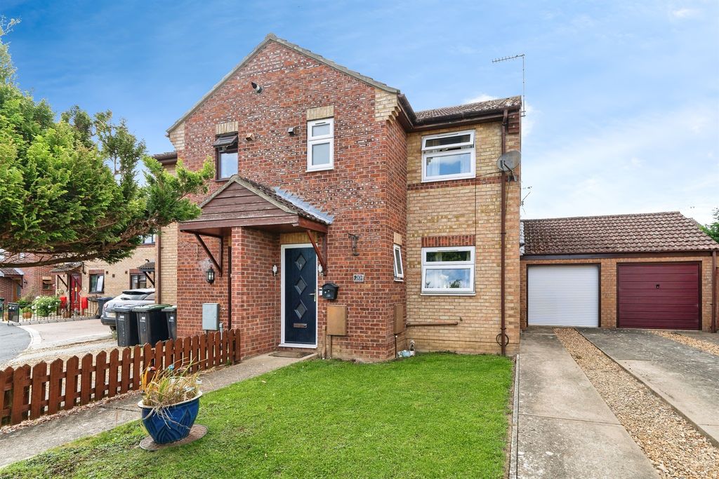 Property photo 1 of 17