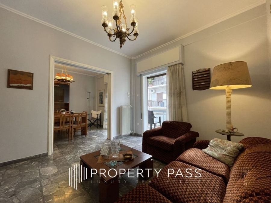 Property photo 1 of 2
