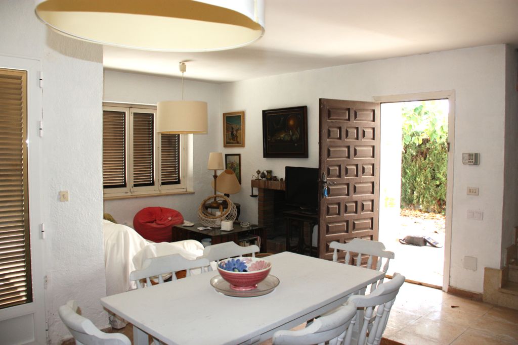 Property photo 3 of 19