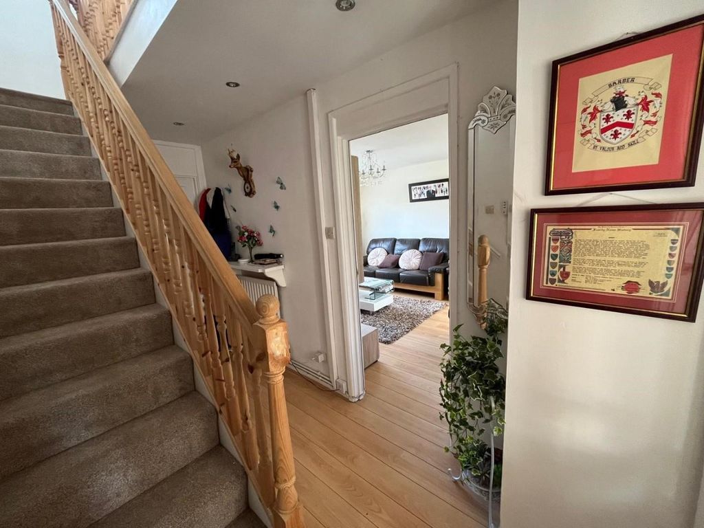 Property photo 3 of 21 Pic 1.Jpg