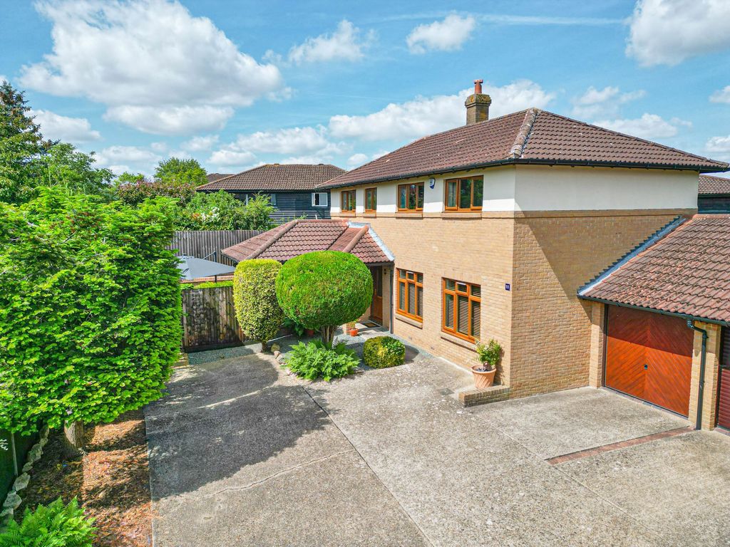 Property photo 1 of 27
