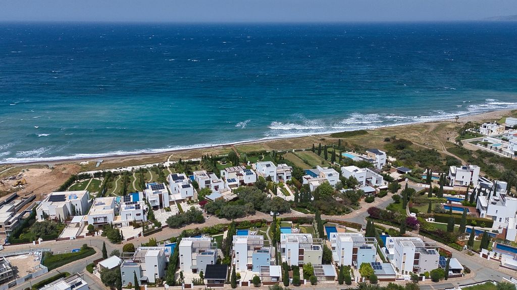 Property photo 1 of 36