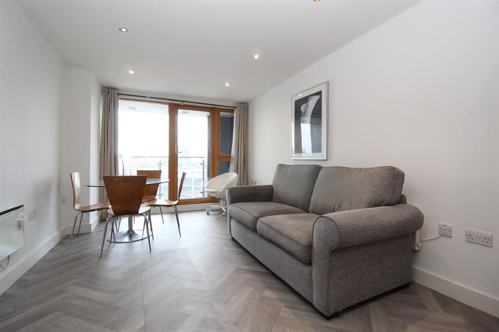 Property photo 2 of 11 Img_6311.Jpeg