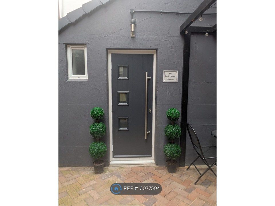 Property photo 3 of 29 Loft House Front Door