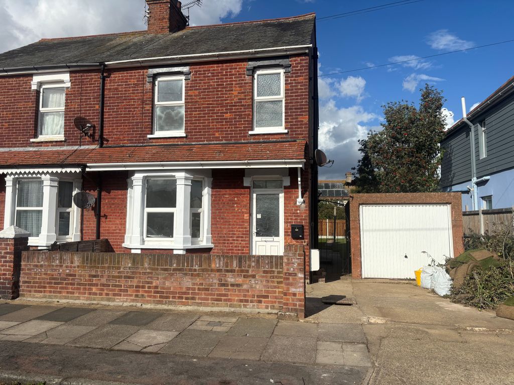 Property photo 1 of 1