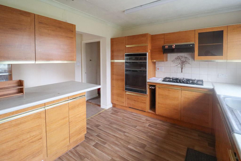 Property photo 2 of 11 4773783